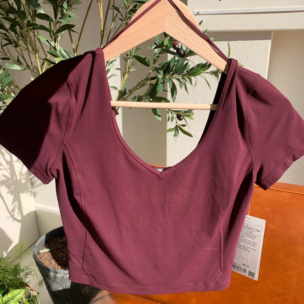 LULULEMON ALIGN TEE